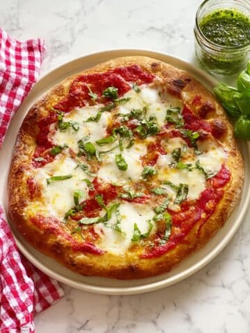 Homemade Margherita Pizza Recipe
