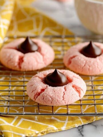 Strawberry Kiss Cookies Recipe