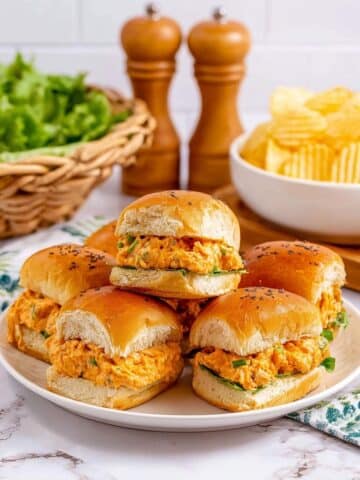 Easy Buffalo Chicken Sliders Recipe