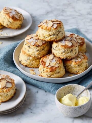 Lavender Almond Scones Recipe