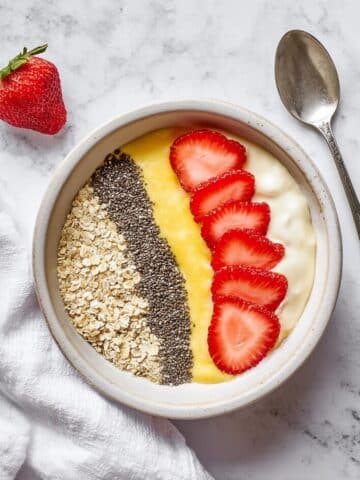 Lemon Berry Yogurt Breakfast Bowls Recipe