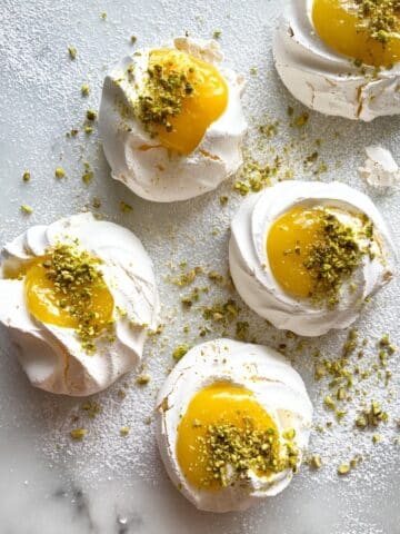 Lemon Curd Meringues Recipe