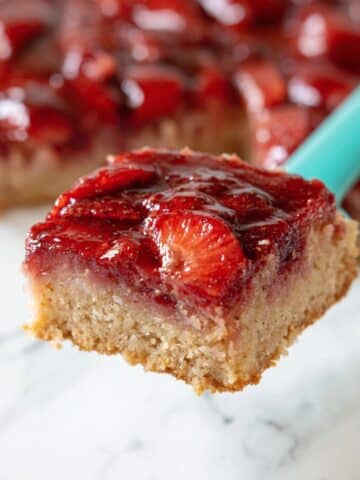 Strawberry Rhubarb Upside Down Cake Recipe
