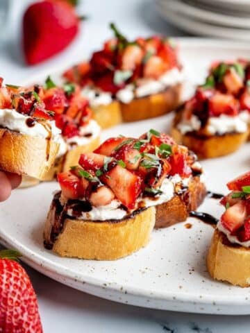 Strawberry Balsamic Bruschetta Recipe