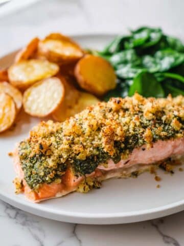 Pesto Salmon with Parmesan Breadcrumb Topping Recipe