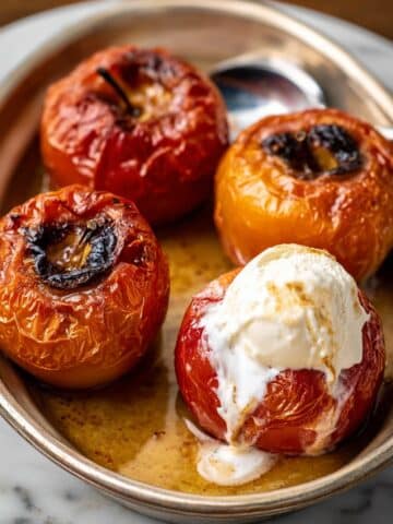 Easy Cinnamon Baked Apples Recipe