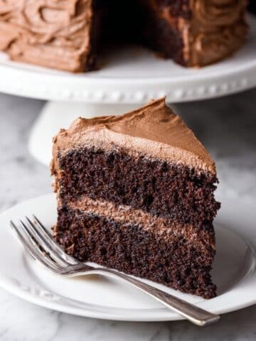 Vegan Chocolate Cake with Creamy Chocolate Buttercream Frosting Recipe
