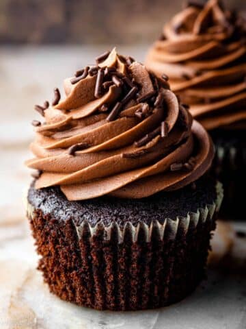 Super Moist Chocolate Cupcakes Recipe