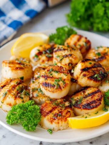 Grilled Scallops with Lemon and Garlic Recipe