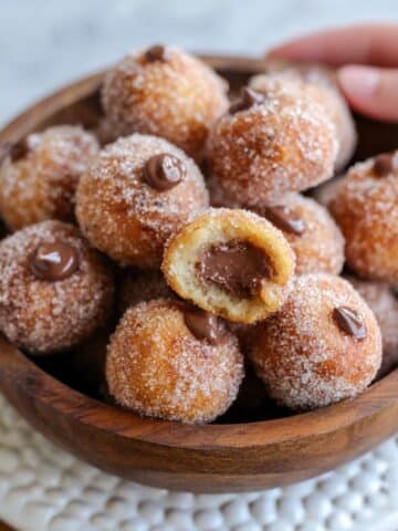 Nutella Stuffed Cinnamon Sugar Donut Holes Recipe
